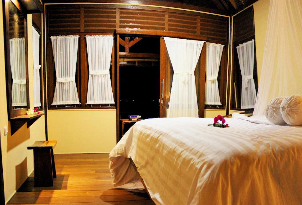 Ary'S Lagoon Bungalow & Hotel Karimunjawa Pokój zdjęcie