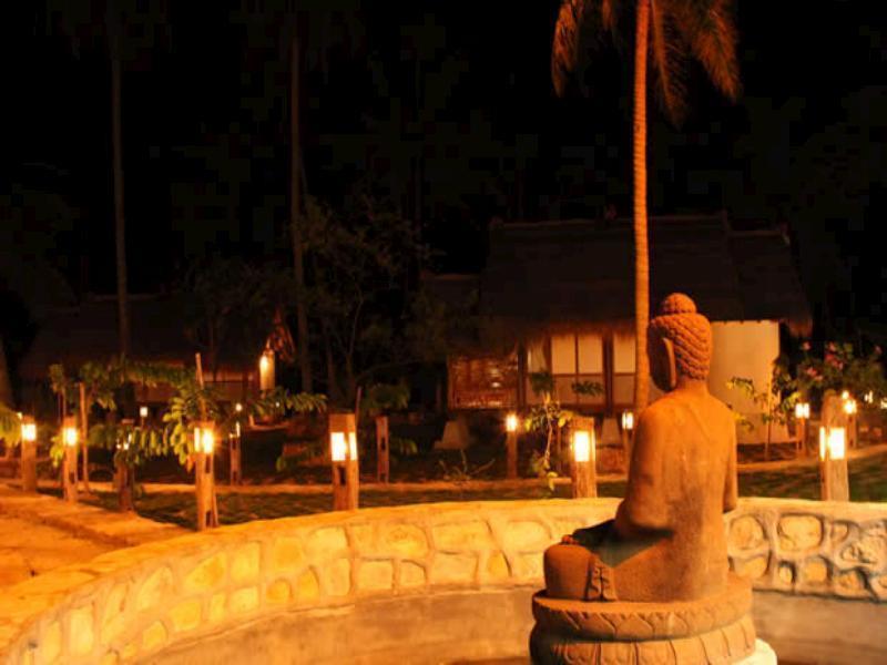 Ary'S Lagoon Bungalow & Hotel Karimunjawa Zewnętrze zdjęcie
