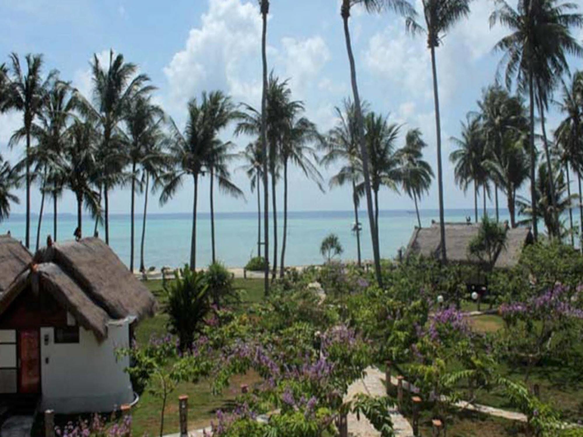 Ary'S Lagoon Bungalow & Hotel Karimunjawa Zewnętrze zdjęcie