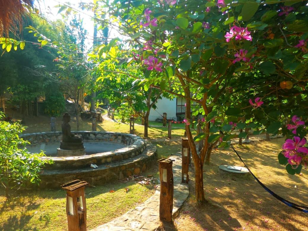 Ary'S Lagoon Bungalow & Hotel Karimunjawa Zewnętrze zdjęcie