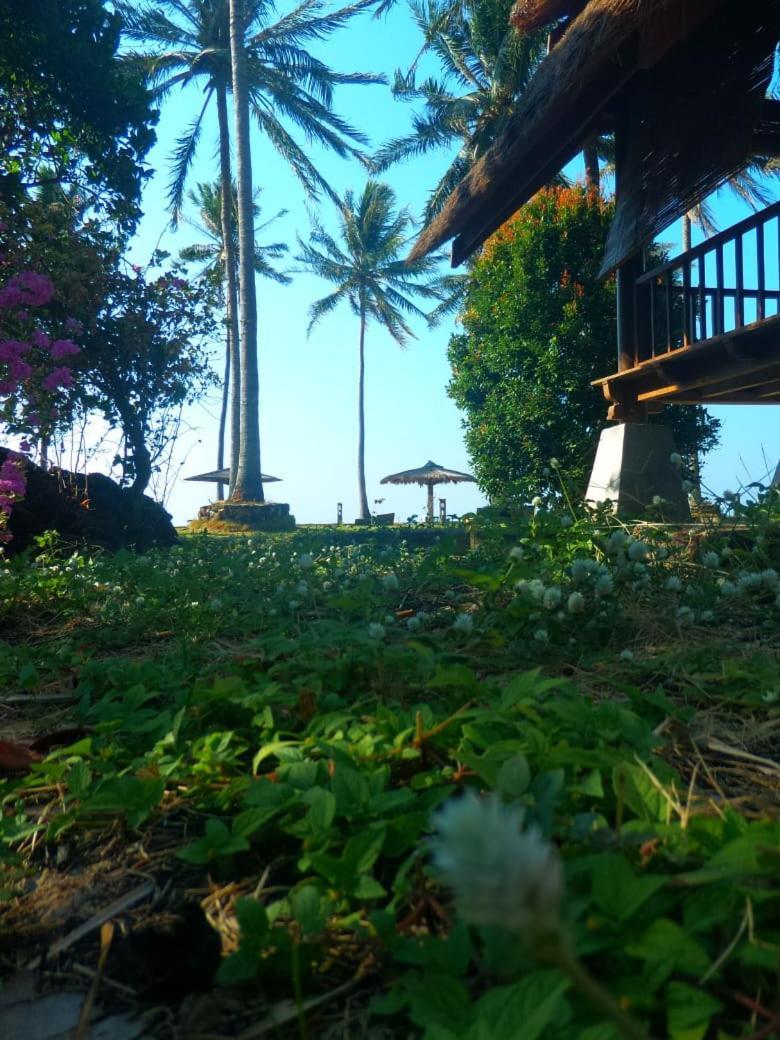 Ary'S Lagoon Bungalow & Hotel Karimunjawa Zewnętrze zdjęcie