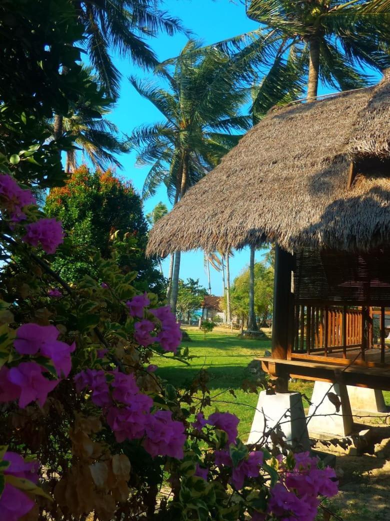 Ary'S Lagoon Bungalow & Hotel Karimunjawa Zewnętrze zdjęcie